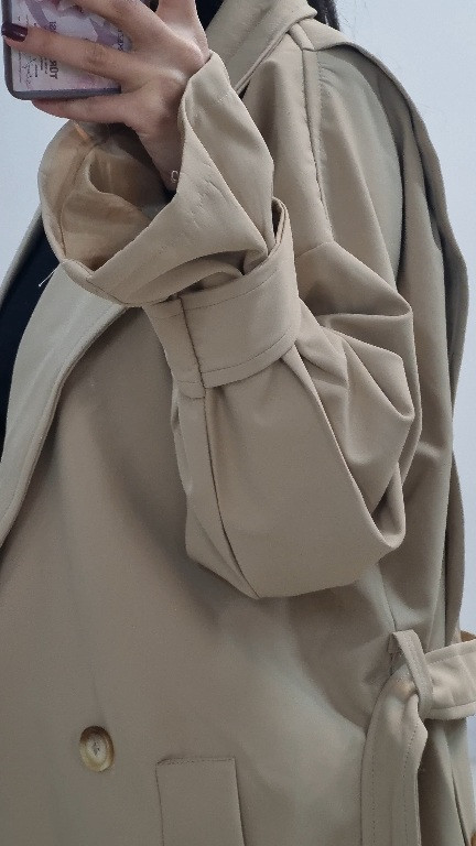 ترنچ کت سانتانا کرمی روشن